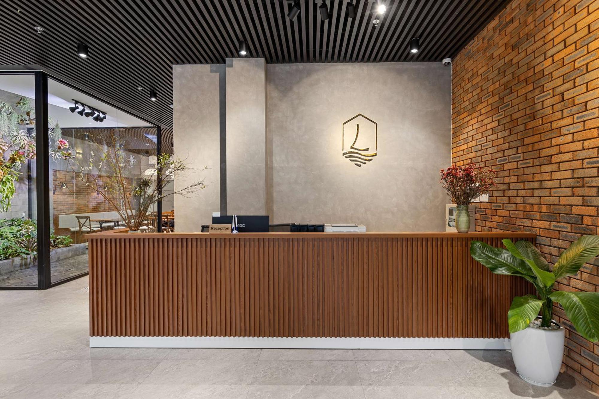 Lagom Boutique Hotel Дананг Екстер'єр фото